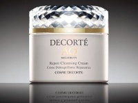 乾燥よ、さらば。季節の変わり目を乗り越えるお守りスキンケア