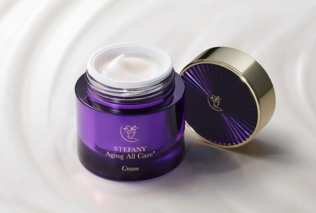 オディリアステファニー薬用AL－Cクリーム