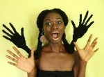 ドレッドヘアで“ヘア彫刻アート”を生み出すアフリカ人女性が話題！