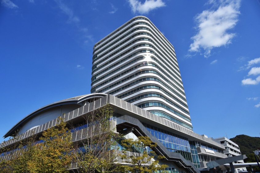 勤務校から『トランペット7本』盗んで売る　小学校教諭(57)逮捕　【楽器窃盗・常習犯】の可能性…