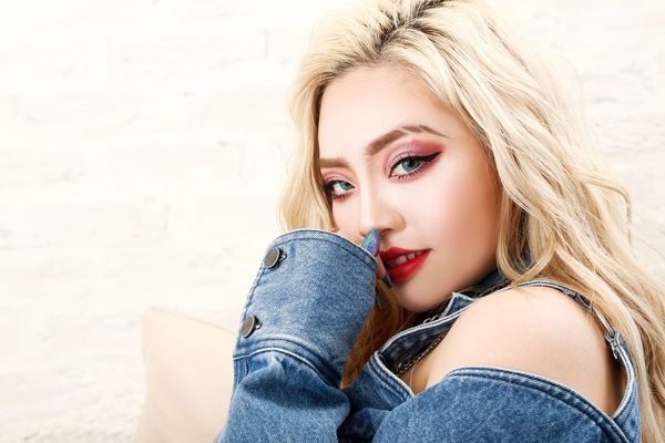「せっかく時代を作れる年齢なのになぜ動かないの？」ラッパー・ちゃんみなが伝えたいこと