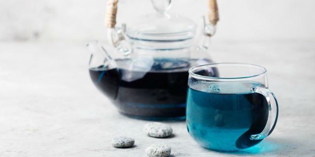 青い紅茶