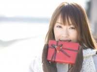 心臓バクバク!!　男性が社内の女性から自分だけバレンタインチョコをもらったときに考えること3つ！