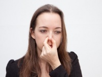 彼氏もげんなり!?　女子がニオイを気にしてる体の部位6選