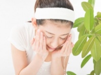 【医師監修】ニキビケアに効く「正しい洗顔方法」って？