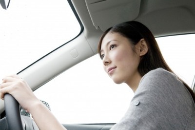 女性が週に運転する平均時間は○分！　長時間運転する際のコツって？