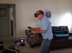 おじいちゃん８１歳、ＶＲ空間で敵をやっつける！　襲われたのは…