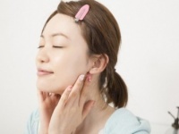 マジで!?　彼女のすっぴんを見て「衝撃だったこと」4つ