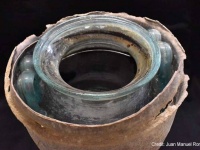 古代ローマ人の墓から2000年前の液体のワインが発見される