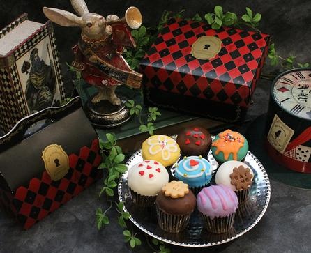 水曜日のアリス POP UP SHOP