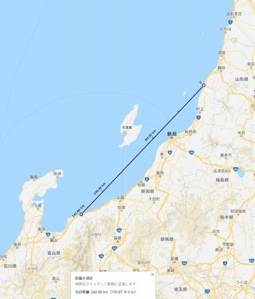 村上市の県境と糸魚川市の県境を結んだ1新潟 （C）Google