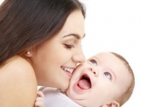 圧倒的多数で〇〇主婦！　男性は子どもが生まれたら、奥さんに兼業と専業、どちらになってほしい？