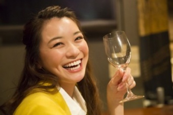 初デートで居酒屋はアリ？　男女681人の本音は……