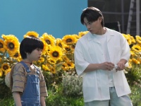 平野紫耀(Number_i)出演！　『ムヒシリーズ』新TVCM公開！！　平野「(岸くんと2人で食事に行って)なんかドキドキしましたね…」