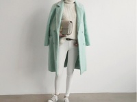 今年は秋冬が使いどき？　“ペールトーン”で作るフェミニンスタイルにみんなの視線は釘付け！