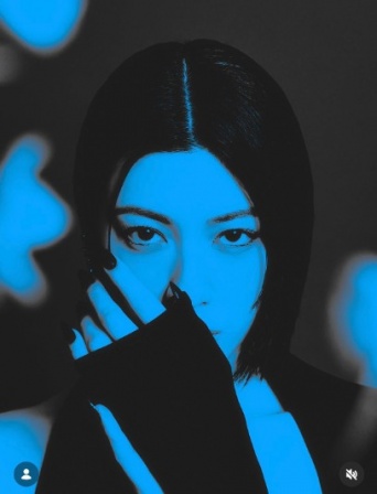 Instagram:三吉彩花(@miyoshi.aa)より
