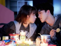 恋愛ゲームの王子が現実に!?　胸キュンシーン満載の話題作、第1話無料配信