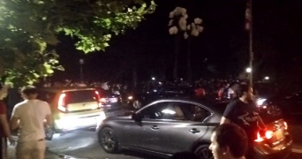 ニューヨークのセントラルパークに『ポケモンGO』プレイヤーが大集結して大騒ぎ！