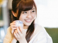 騙されちゃダメ！　「裏表が激しい」と思われる女子の特徴・6つ