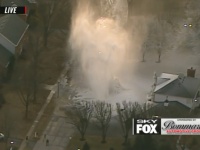 寒波が襲う米中西部で水道管が破裂！住宅が厚い氷雪に覆われる【映像】