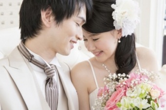 プロポーズ秒読み！　男性が結婚したい女性に送るサイン6つ