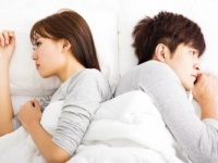 もう愛してないの……？　夫を不安にさせる「妻の言動」6選