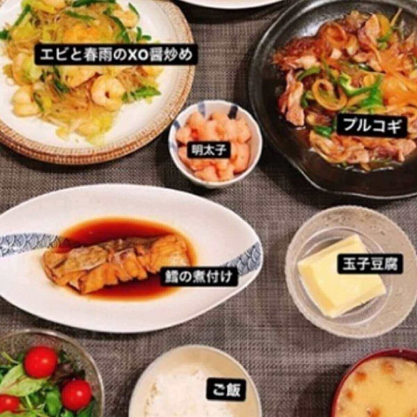 インスタグラム：板野友美(@tomo.i_0703)より