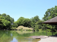 養浩館庭園（藤谷良秀さん撮影、WikimediaCommons