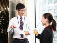 女子必見！　職場でほとんど話したことない気になるあの人と話すきっかけを作る4つのポイント