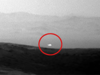 火星の地上近くに浮かぶ発光物体の正体は？NASAの探査車「キュリオシティ」がとらえた謎の光