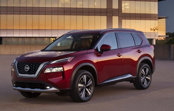 日産 新型エクストレイルが世界公開に、日本導入は?