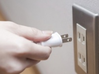 ズボラさんOK！　男性が教える節電習慣6選　「夜更かしをせず●●する」