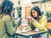 約○割の女子が後悔……。気になる男性のSNSを検索して後悔した理由4つ！