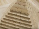わかりやすい！　ピラミッド建造の手順をミニチュアで再現。