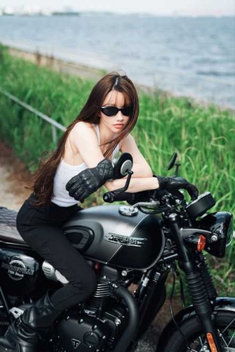 X:ダレノガレ明美（@The_Darenogare）より