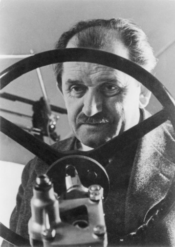 理想を追い求めた『20世紀最高の自動車設計者』フェルディナンド・ポルシェの生涯