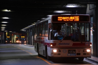 通常時の博多バスターミナル。停電とは関係ありません（Cheng-en Chengさん撮影、flickrより）