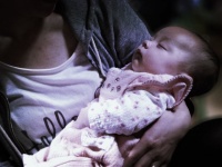 「出産後、ベビーカーを買うお金がなかった私。ベビーカー売り場の前で、赤ちゃん連れの母親から...」（神奈川県・50代女性）