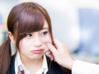 「筋肉質女子」VS「ぽっちゃり女子」、6割の男子が支持したのは……