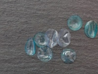 使用済みのコンタクトレンズが環境問題を引き起こす。河川に大量のコンタクトレンズが蓄積（アメリカ）