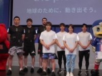 (前列左から)五郎丸、阿部一二三、阿部詩(後列左から)ルーク、安藤周人、ザック・バランスキー、永戸勝也、吉尾海夏、マリノスケ