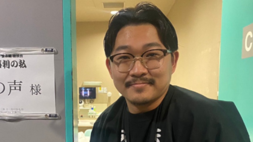 オズワルド伊藤の公式Ｘより