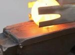 金属同士でもこんなに違う。１２００度に熱したタングステンを鉛の上に乗せると？