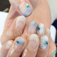 冬のタイダイ柄ネイルはどんなカラーを使うべき?