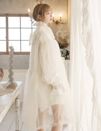 Instagram:最上もが(@mogatanpe)より