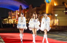 『ユニ春×MISAMO スペシャル・プロムナイト』開催！　新曲【Confetti】を世界初披露！！　MOMO「すごい思い出の場所」