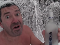 ノルウェーの酔いどれ寒中水泳おじさんの最新動画が公開！　今回もかなり寒そうです