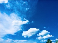 お出かけ時には要注意　雲一つない快晴よりも「紫外線」強くなる空模様
