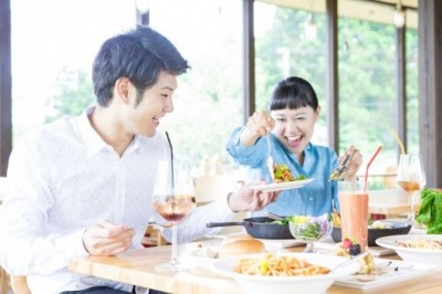 友だちならOK！　付き合うには物足りない「無難女子」の特徴・6選