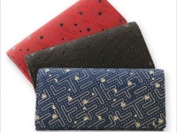 日本の伝統工芸「印伝」とパックマンが奇跡のコラボ！パックマン35周年記念商品「甲州印伝×PAC-MAN」発売中！